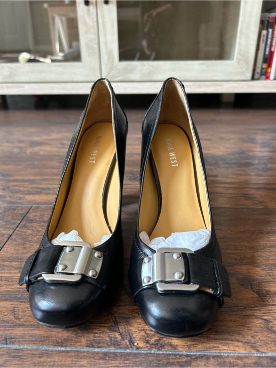 Nine West Shoes - Nine West, Women, Black Leather Heeled Pumps with Silver Buckle